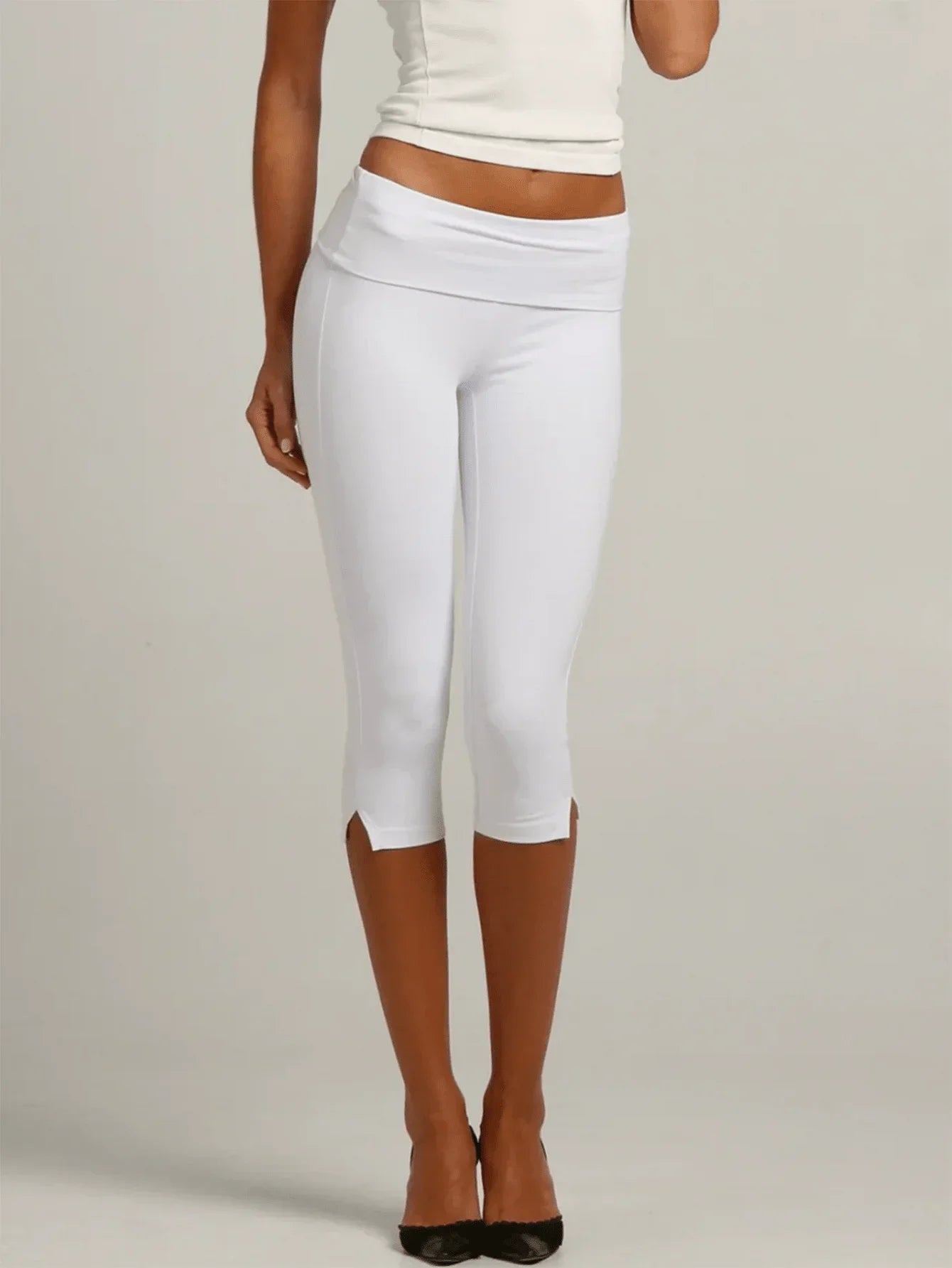 Women's Y2K Low Waist White Capri Leggings Fold Over Waistband Split Hem Solid Color Slim Fit Stretchy Cropped Leggings Buttery